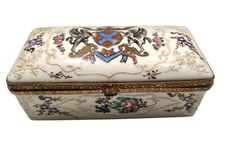 Large 7” Antique Samson Paris Armorial Porcelain Casket Box Pâte-sur-Pâte - Mint picture