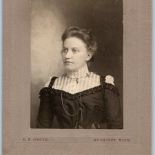 ID'd c1890s E.E. Ometh Rush City MN Cabinet Card Photo Threna Johnson Calkins picture