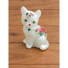 Vtg Fenton Glass Sitting Cat Figurine White Opalescent Iridescent Rose Fredrick picture
