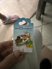 2006 Disney Walt Disney World Est. 1971 Retro Resort Daisy Polynesian Resort Pin picture