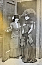 1910 Vintage Magazine Illustration Vaudeville Star Divine Myrma picture