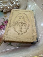 Rare 1930s Beauty Hints by Zell Book Powder Compact YWCA Prize 1935 picture