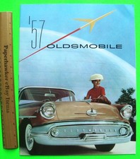 1957 OLDSMOBILE GIANT PRESTIGE 32-pg COLOR CATALOG Brochure CONVERTIBLES Fiesta picture