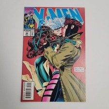 Marvel Comics X-Men #24 (1993) Rogue Gambit Kiss Andy Kubert Cover Director's picture