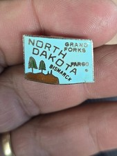North Dakota Souvenir Lapel Pin Vintage Enamel  picture