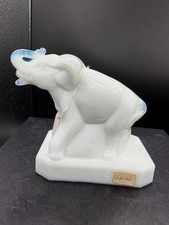 Boyd Glass-Zack the Elephant Figurine-Snow Opalescent-Vintage 1982-NOS picture