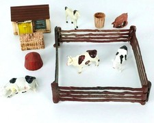 Vintage 70s Farmhouse Animals Barn Hard Plastic Kids Toy Set Hong Kong picture
