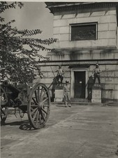1948 Photo Trenton, New Jersey TRENTON BATTLE MONUMENT & WWII US Army Soldier picture