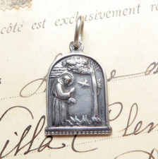 St Francis of Assisi Feeding the Birds Small Medal - Sterling Silver Antique Rep picture