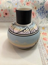 1987 Navajo Art Pottery Vase Signed E. Yazzie End of the Trail 7