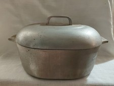 Vintage WagnerWare Sidney O 4265-P Magnalite Roaster With Insert picture