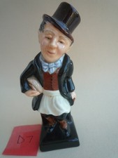 VINTAGE ROYAL DOULTON DICKENS FIGURE  TROTTY VECK PERFECT CONDITION D7 picture