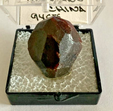 Large 94 ct deep red Almandine Garnet from China picture