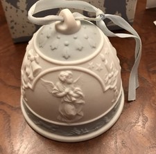 Vintage 1994 Lladro Annual Christmas Bell Bisque Porcelain Ornament Spain picture