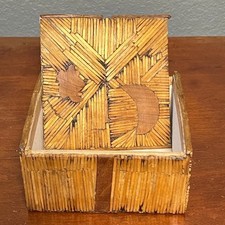 Matchstick Burnt Wood Tramp Art Prison/Folk/Primitive VTG Trinket/Jewelry Box picture
