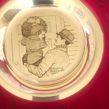 Norman Rockwell 1974 Collector Plate Ceramic Round Family Illustration picture