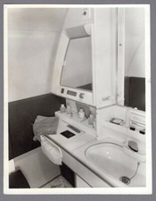 BOAC DE HAVILLAND COMET 4 LAVATORY ORIGINAL VINTAGE B.O.A.C. PHOTO picture