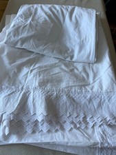 Vtg set Sheridan Anglaise single Valance 40x190x41cm &fitted sheet 145x195 x30cm picture