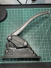 Vintage 1875 cast iron Railroad Bench Top cutting Shears. Made in USA VERY RARE picture