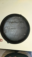 RARE 1840s H Strickland Cast Iron Scotch Pot Vermont Gate Mark Ground Legs picture