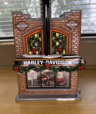Dept 56 Snow Village Harley-Davidson Motorcycle Store Intro 1996 retired 2002 picture