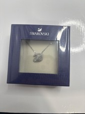 Swarovski ICONIC SWAN Pendant Necklace White, Rhodium Plated 5481472 New picture