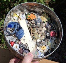 Vintage Old Home Fruit Cake Tin with Buttons ++ picture