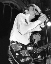 Punk Rock Singer JOE STRUMMER Glossy 8x10 Photo THE CLASH Print picture