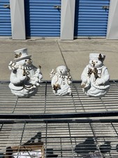 Vintage Traditions 3 PIECE PORCELAIN SNOWMAN FAMILY White with Gold Trim 220301 picture