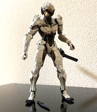 Metal Gear Rising Revengence Raiden Revoltech Yamaguchi Kaiyodo White armor USED picture