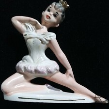 NICE VINTAGE PORCELAIN BALLERINA FIGURINE picture