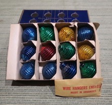 Vintage 12 Paragon Glass Round Ribbed Feather Tree Ornaments In  Original Box picture