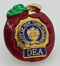 NYPD  Detective Endowment Association (DEA) Lapel Pin with Gift Box VHTF picture