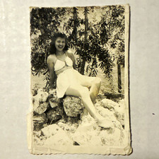 Vintage Black & White Photo Pretty GI Girlfriend in Swimsuit Lucy See Back picture