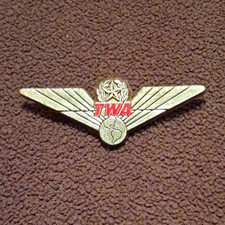 TWA Trans World Airlines Wings Lapel Pin Badge Silver Tone w/ Red TWA picture
