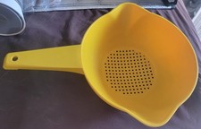 Vintage Tupperware 1200 Small 1 Qt Yellow Colander Strainer Double Pour Spout picture