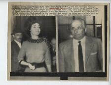 1962 ORIGINAL MARIA CALLAS OPERA STAR PHOTO & ESTRAGED HUSBAND BATTISTA AT COURT picture