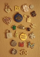 Lot of 20 Designer Zipper Pull Buttons  picture