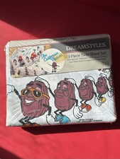 Vtg 1988 California Raisins Twin Sheets New In Packaging picture