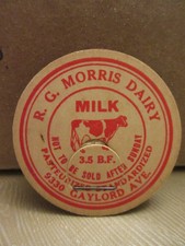 Vintage R. G. MORRIS DAIRY (Cleveland, Ohio) PASTEURIZED STANDARDIZED MILK LID picture