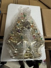 Avon Iconic Vintage Inspired LIGHT UP TREE 2020 ~ BRAND NEW IN BOX picture