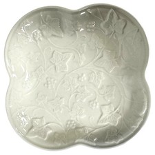 Wedgwood 1996 White Earthenware England Signed Jewelry Trinket Tray-NEW in Box picture
