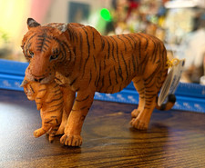 PAPO Tigress Carrying Cub Plastic Figurine Collectible Realistic picture