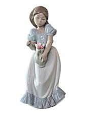 NAO by Lladro Tulip Time 01001 Girl with Flowers Jug Pitcher Figurine DAISA 1986 picture