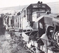 Milwaukee Road Head-On Collision Rosalia Washington Train Wreck Vtg Mag Image picture