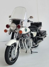 Kawasaki Police 1000 1/12 Aoshima Model Finished Bike CHP Version, Excellent picture
