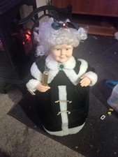 Vintage Motion-ettes Christmas Caroler holiday figure Victorian picture