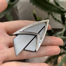 The Next Generation Admiral JL Picard Badge Pin Communicator Brooches Collection picture