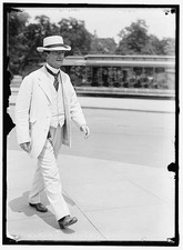Photo:Jonathan Bourne 1913 White Suit Panama Hat Walkway Portrait picture