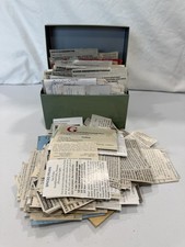 Vintage recipe box of 400+ HandWritten and clipped Recipes Vintage ephemera  picture